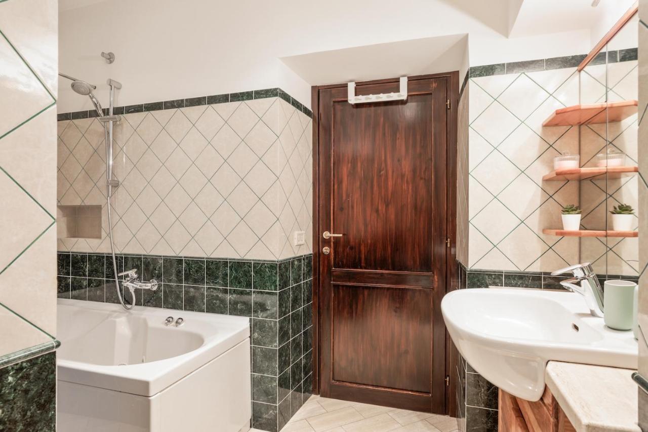 BDC - Coliseum Superior Apartment Rome Extérieur photo